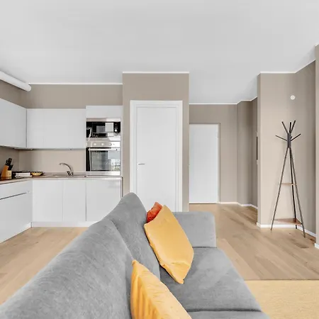 Living With Terrace & Garage By Ndp Rent דירה *